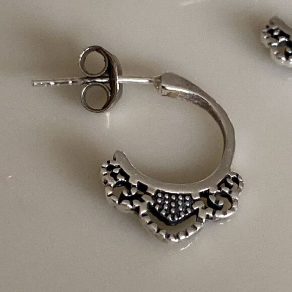 Sterling silver  earrings - Picture 2 of 4